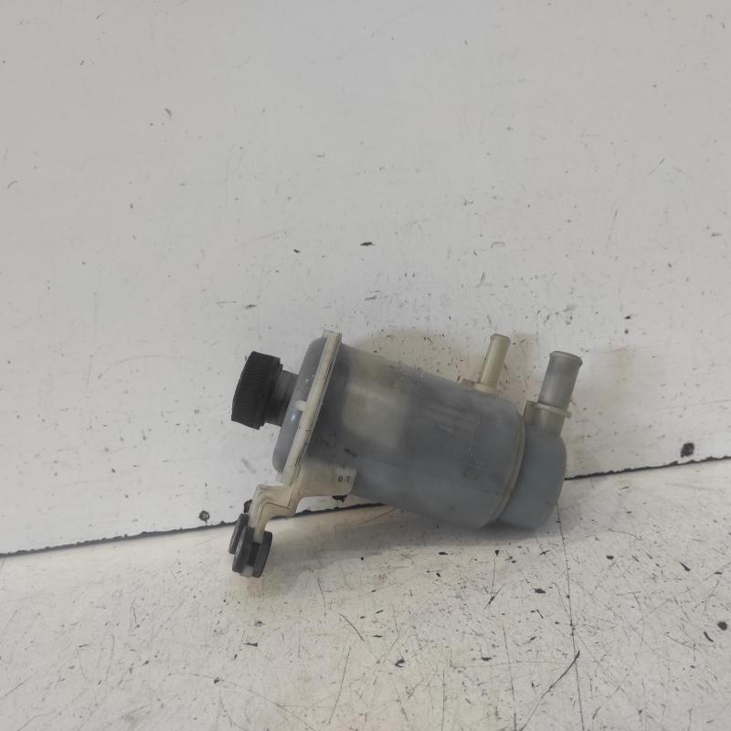 power steering reservoir