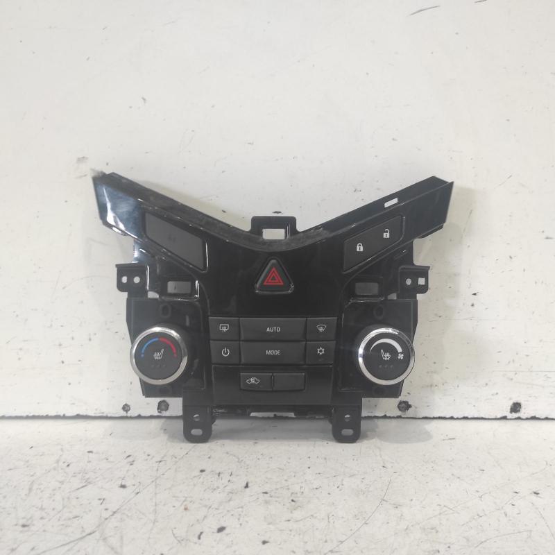 heater/aircon controls