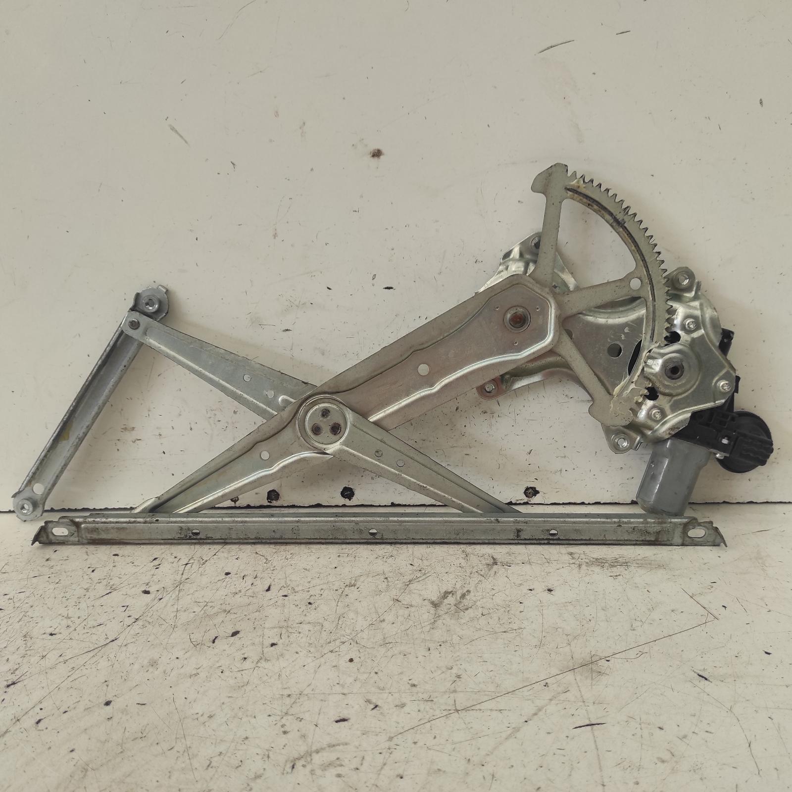 Aurion Window Regulator/motor Front Left 2012-2017 power,gsv50r,02/12-08/17 00021086 #631416