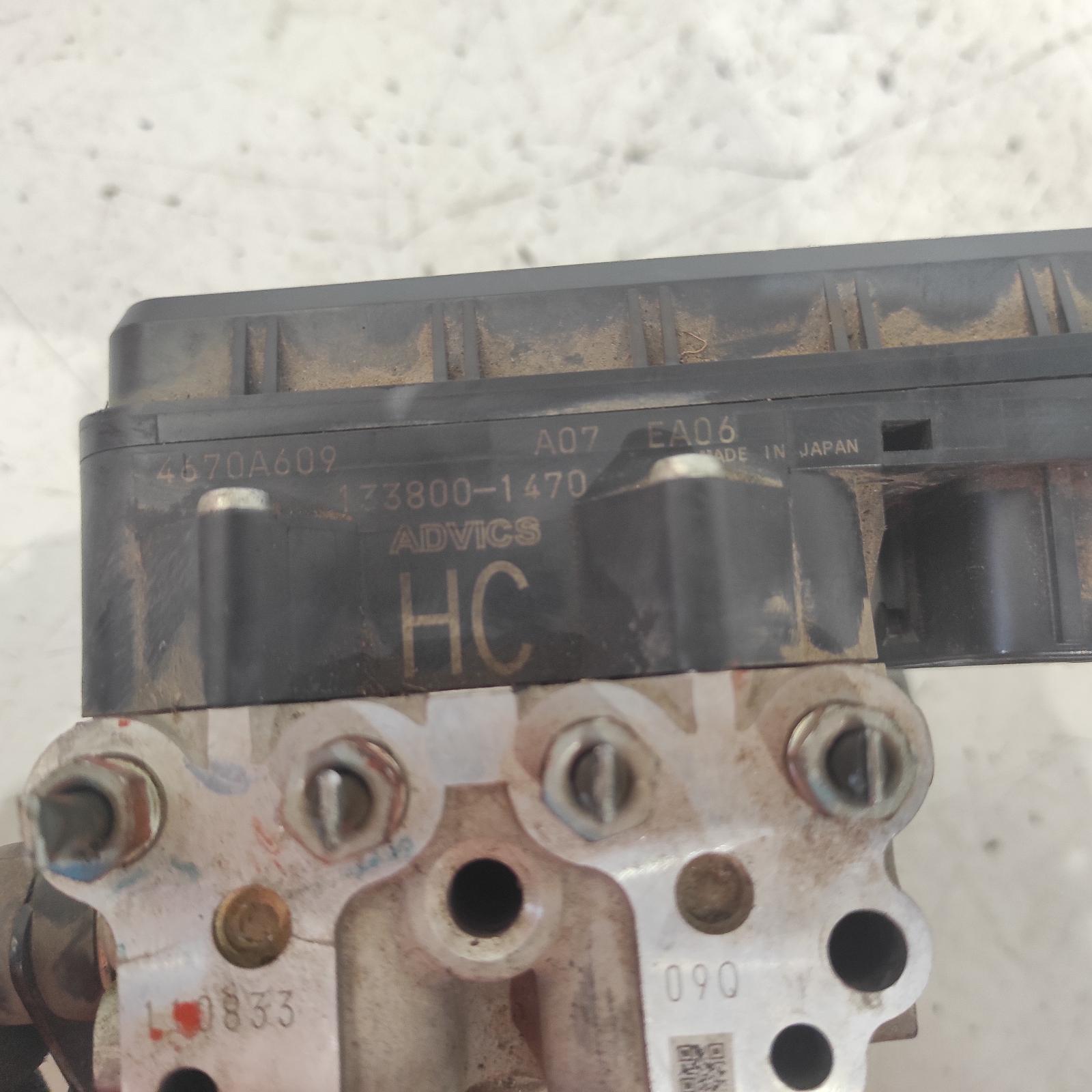 Triton Abs Pump/modulator 2009-2015 mn,p/n 4670a609,08/09-04/15 00021161 #631651