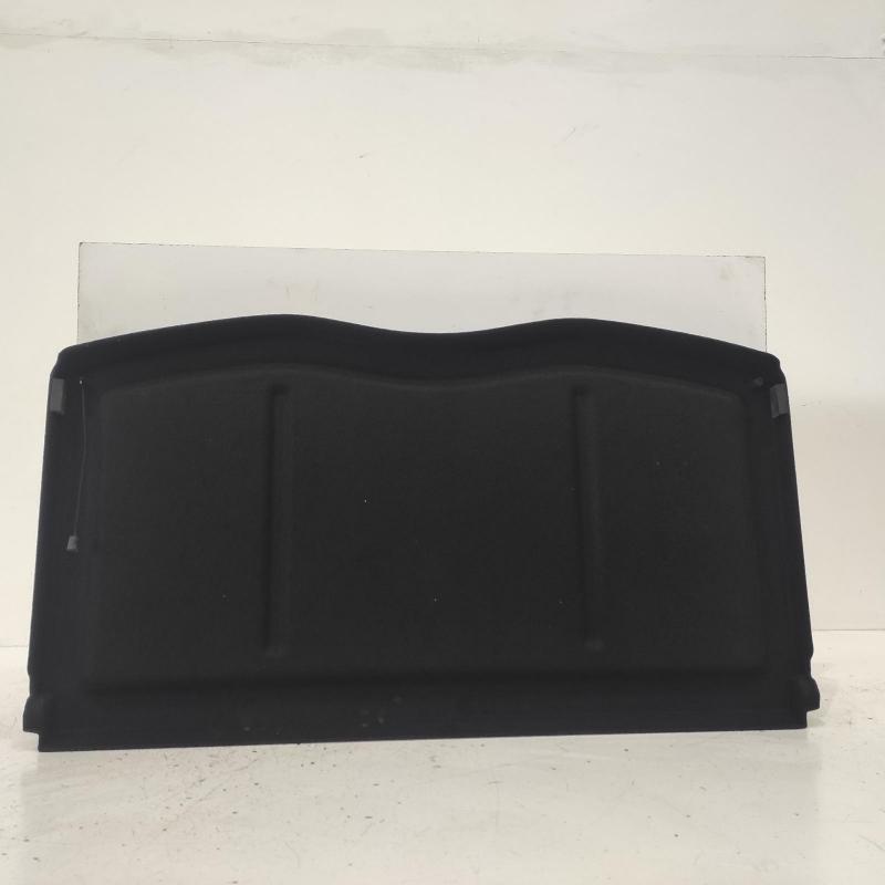 parcel shelf