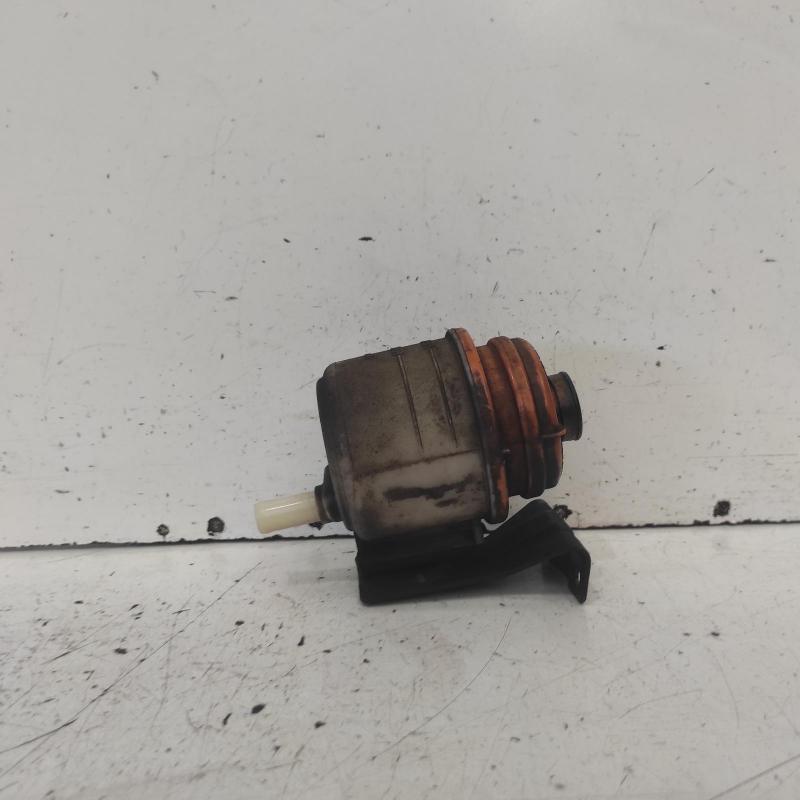 power steering reservoir