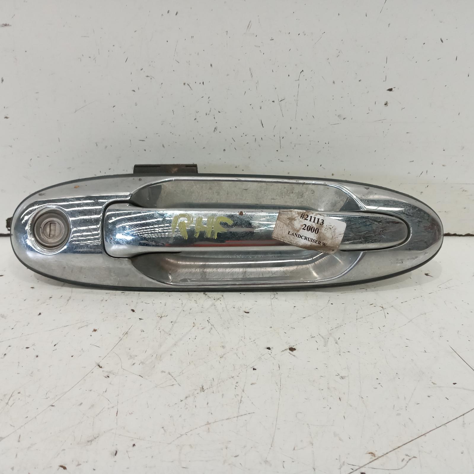 Landcruiser Door Handle 1998-2007 100 series,outer,rh front,chrome,01/98-10/07 00021113 #632679