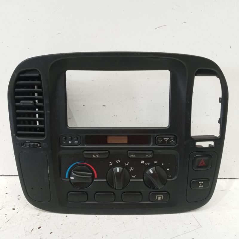 heater/aircon controls