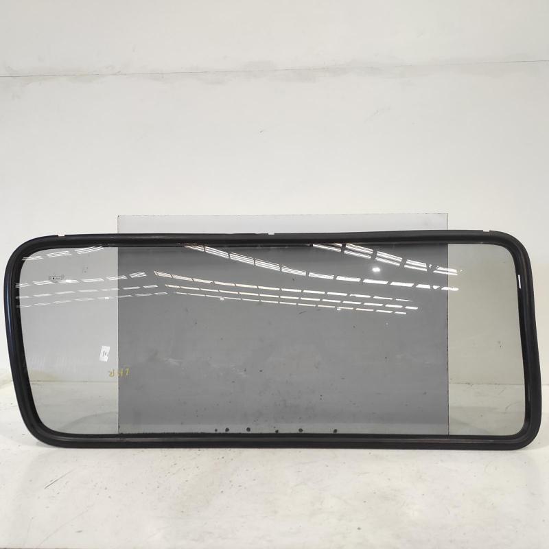 side glass rear left