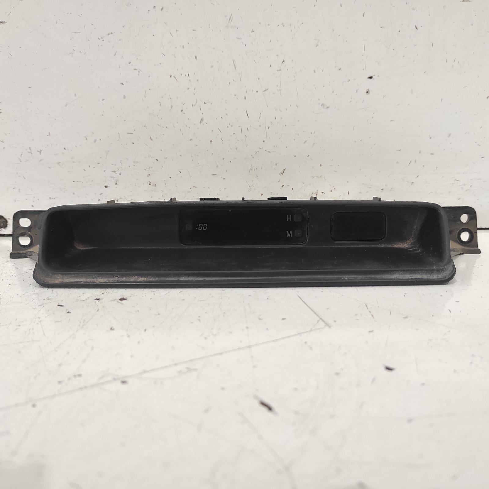 Hilux Clock 2005-2015 digital dash clock,non temperature type,03/05-08/15 00021259 #633578