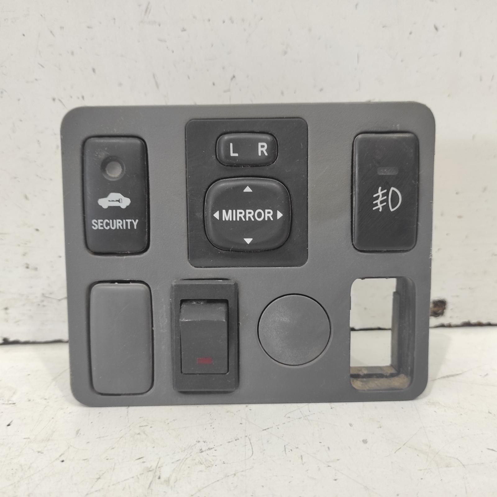 Hilux Miscellaneous Switch Relay 2011-2015 mirror switch,09/11-08/15 00021259 #633587