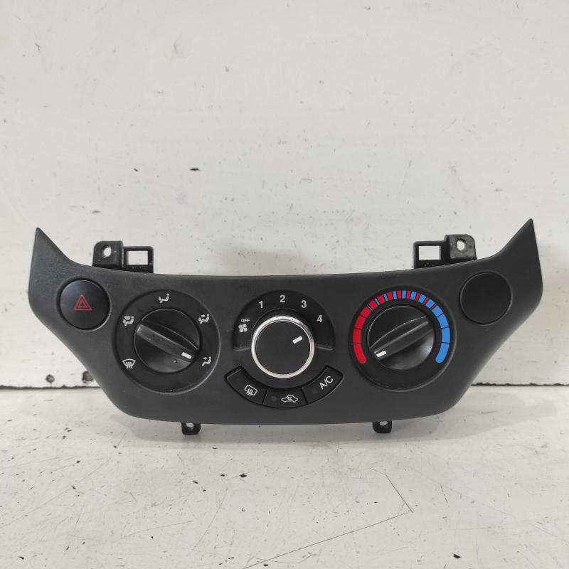 heater/aircon controls