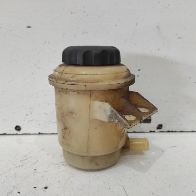 power steering reservoir