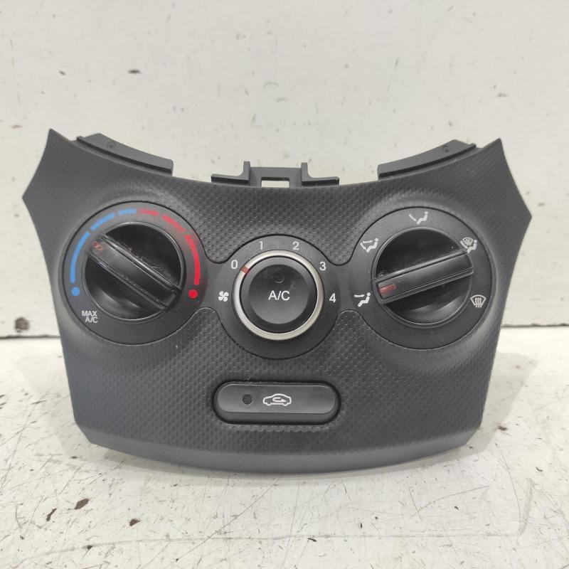 heater/aircon controls