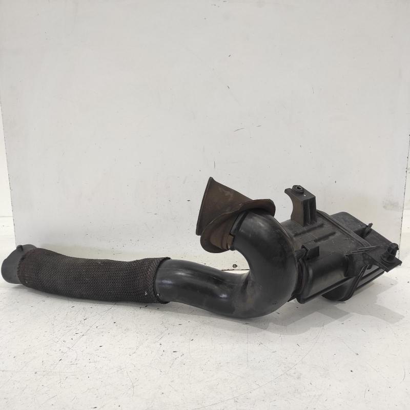 air cleaner duct/hose