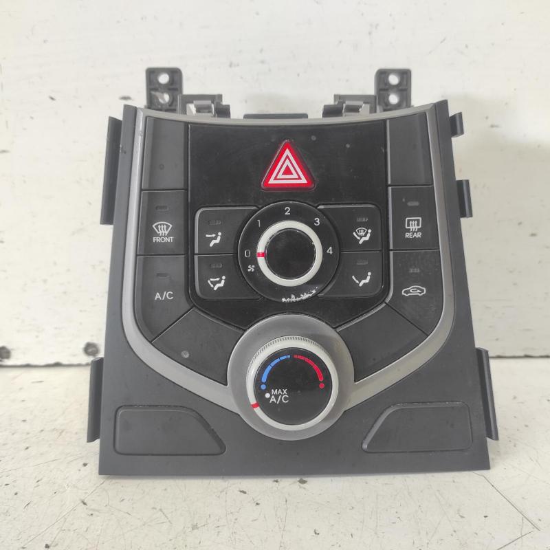 heater/aircon controls