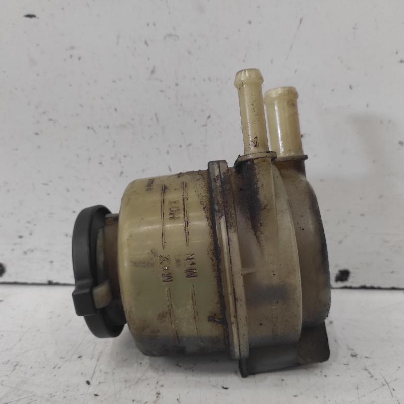 power steering reservoir