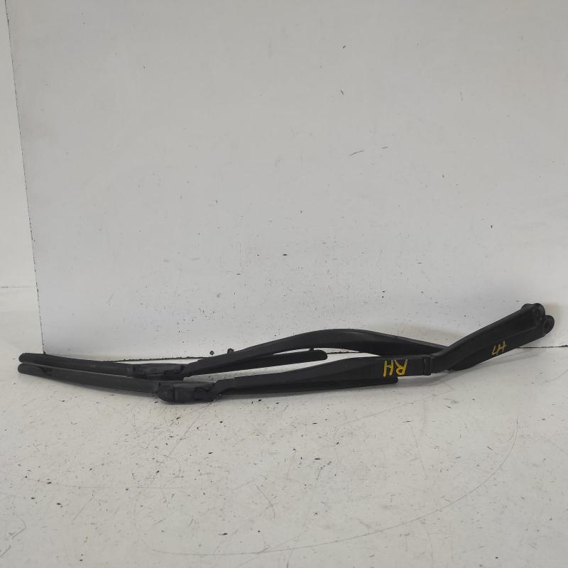 wiper arm