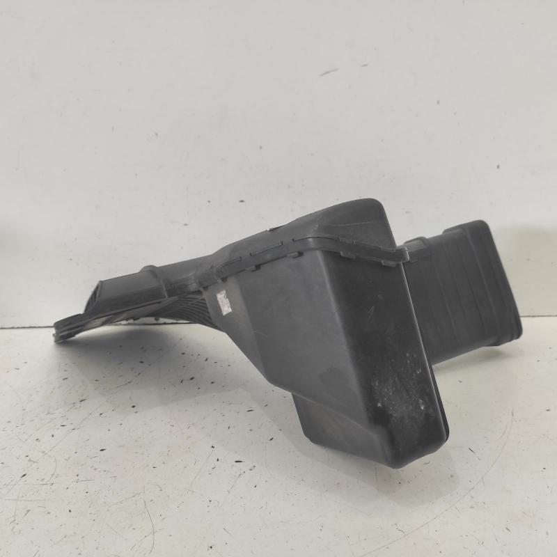 air cleaner duct/hose