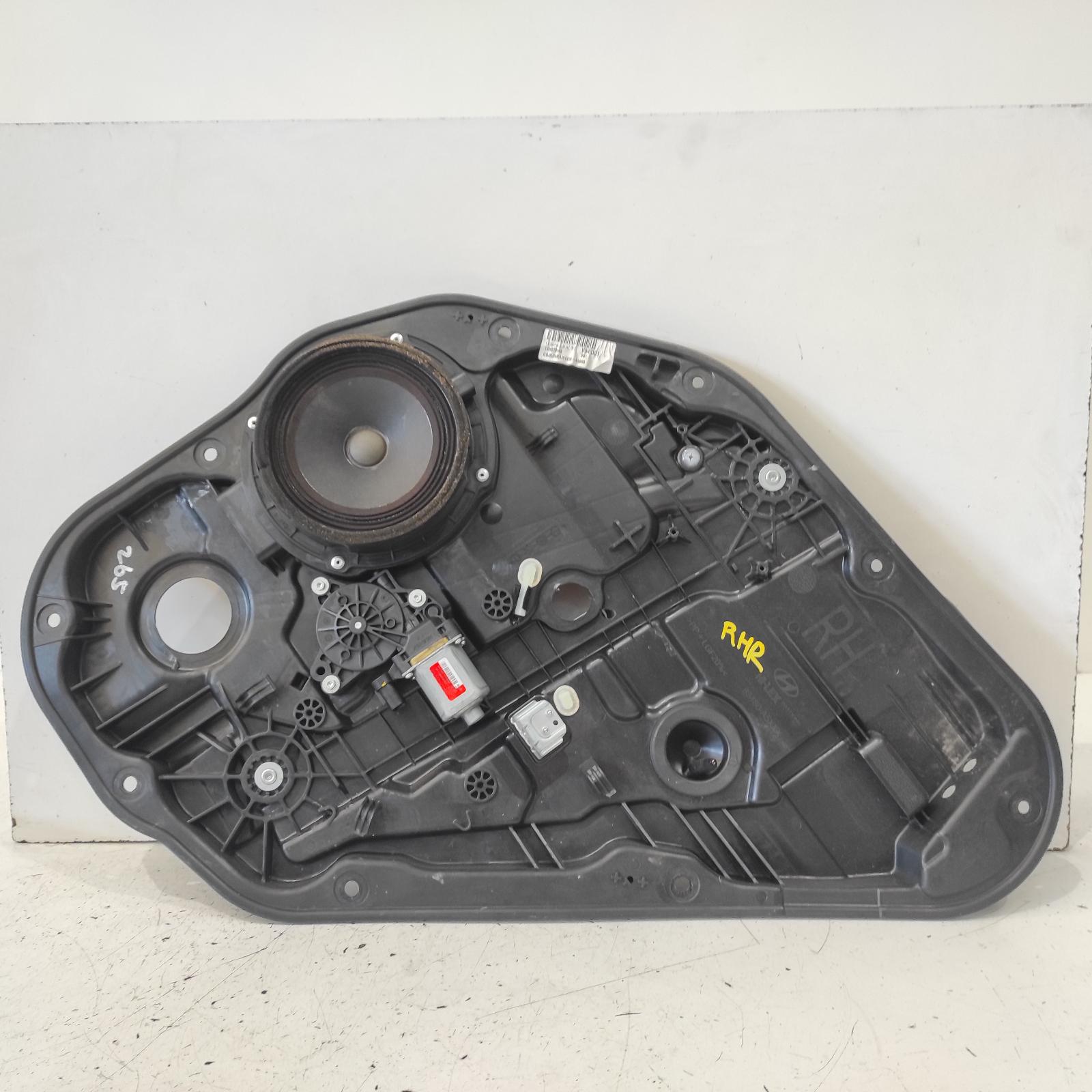 I30 Window Regulator/motor Rear Right 2012-2017 gd,hatch,door reg assy (reg and motor),(motor-2 pin),03/12-04/17 00021255 #635634