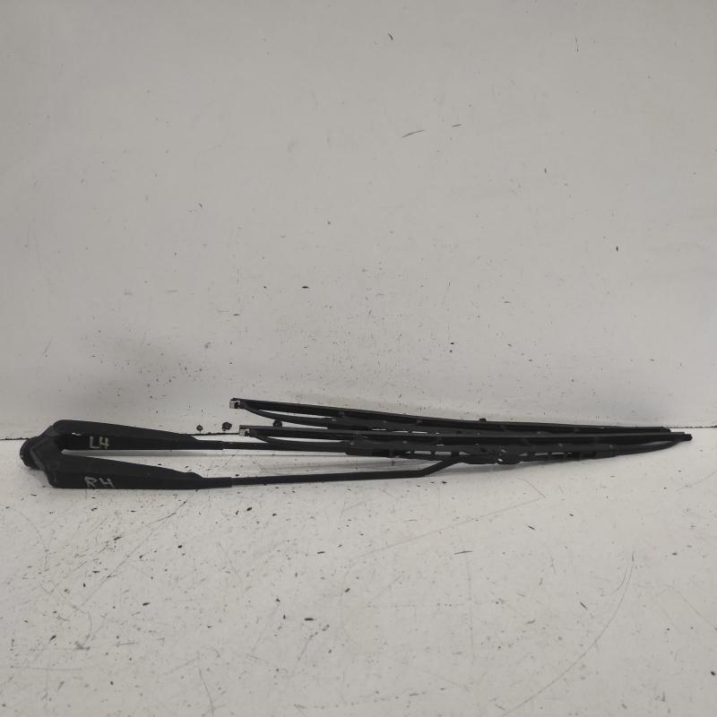 wiper arm