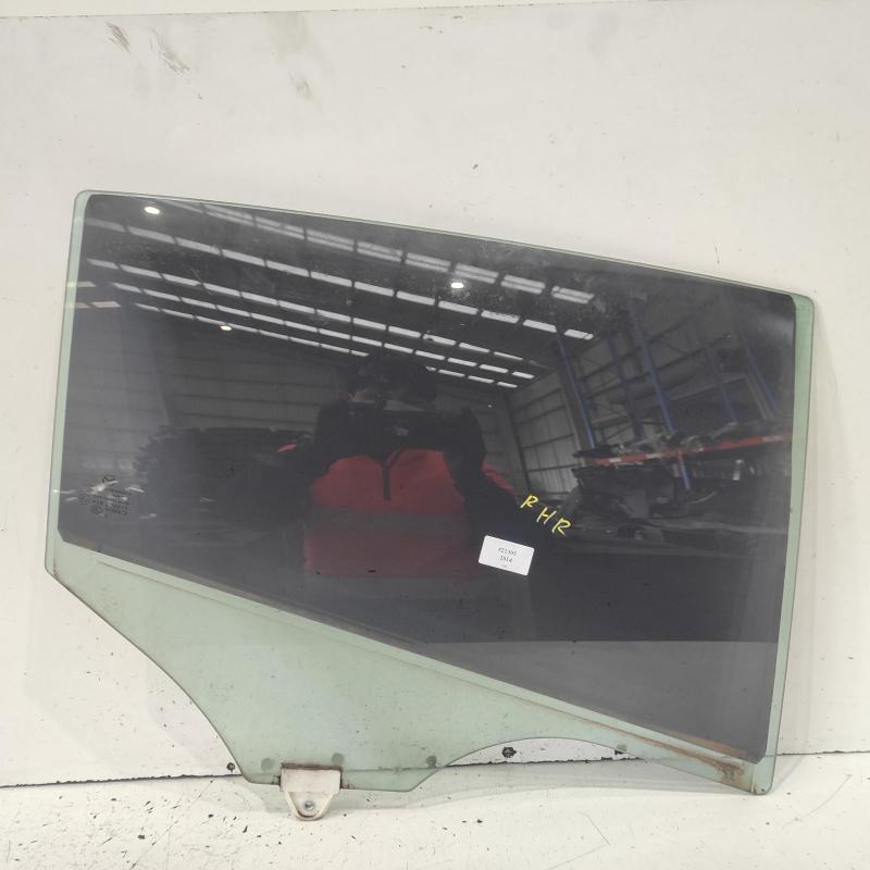 door window rear right