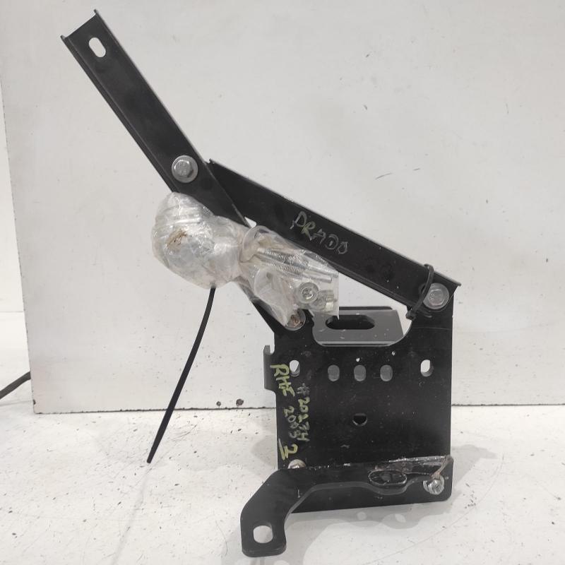 miscellaneous bracket