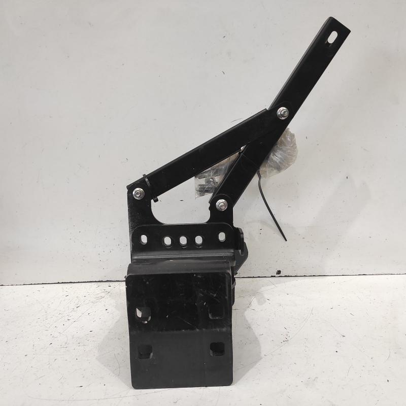 miscellaneous bracket