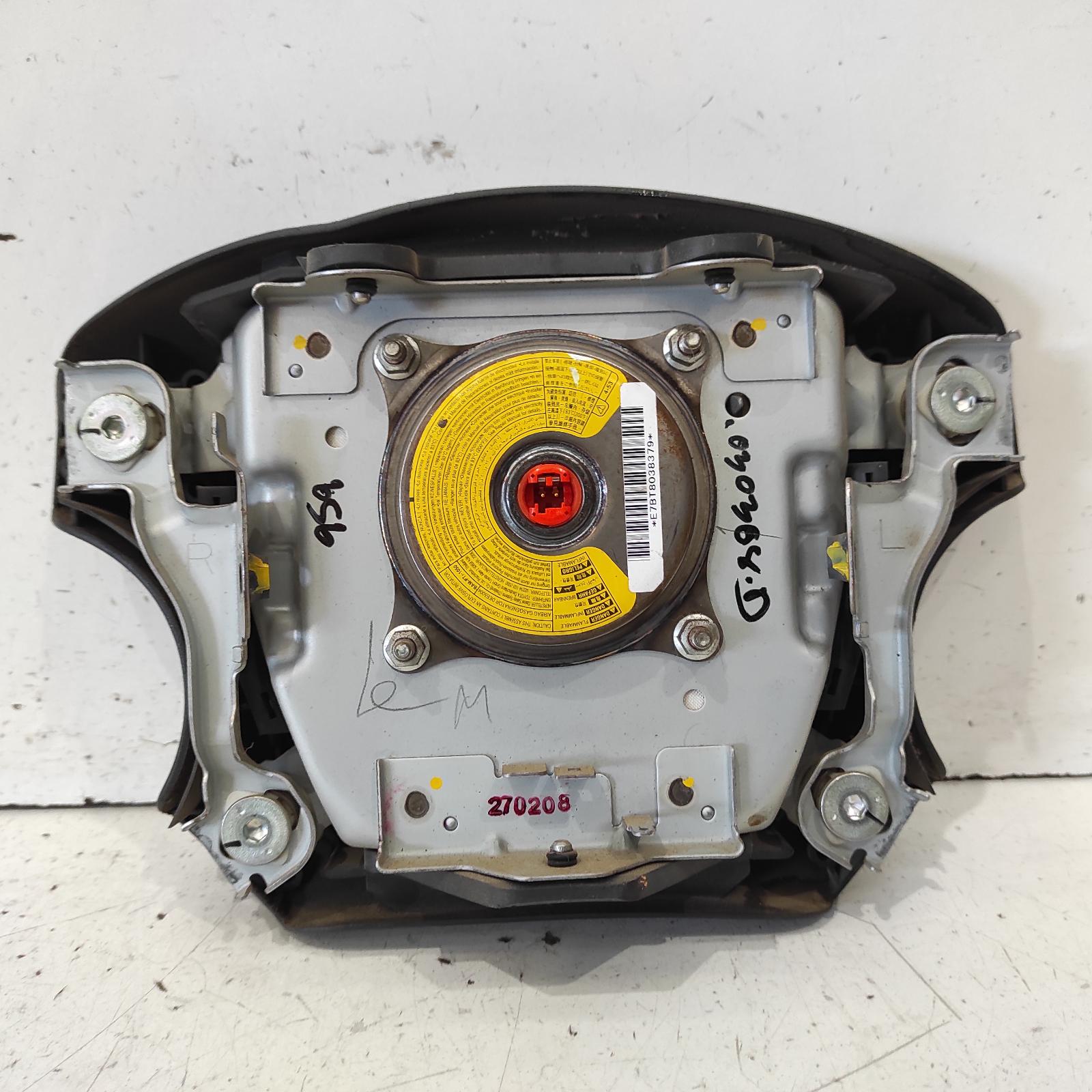 Hilux Airbag Right 2005-2011 steering wheel,black,non audio control type,02/05-06/11 00021194 #636635