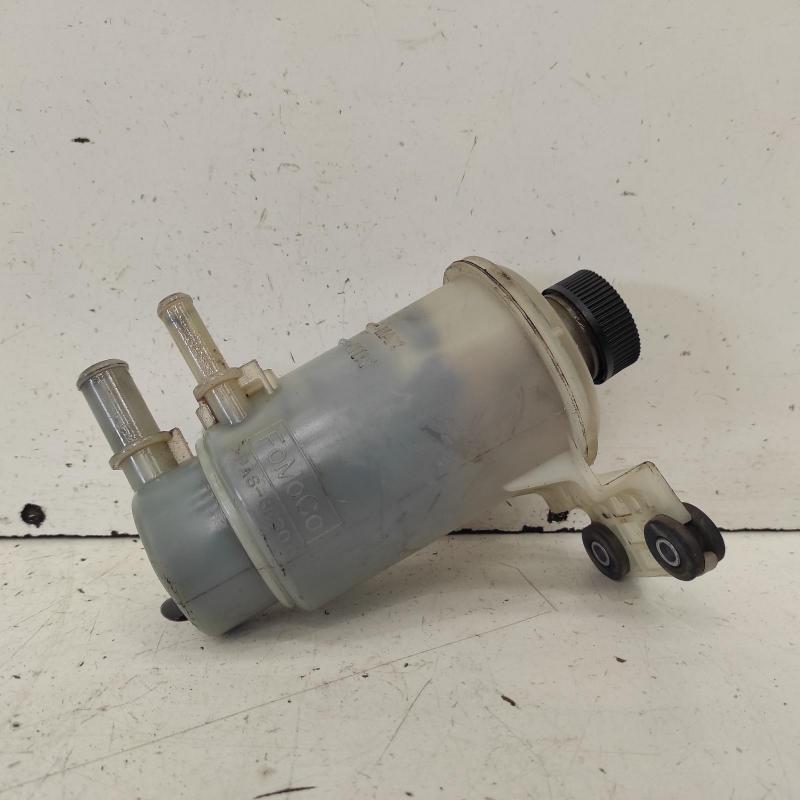 power steering reservoir