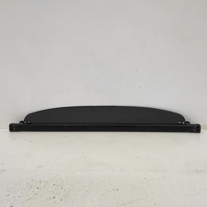 parcel shelf