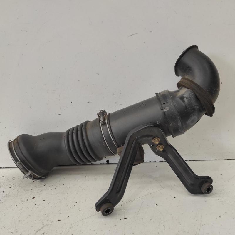 air cleaner duct/hose