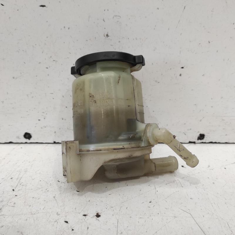 power steering reservoir