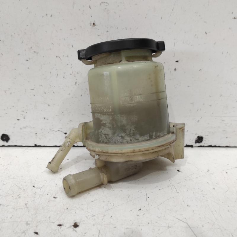 power steering reservoir
