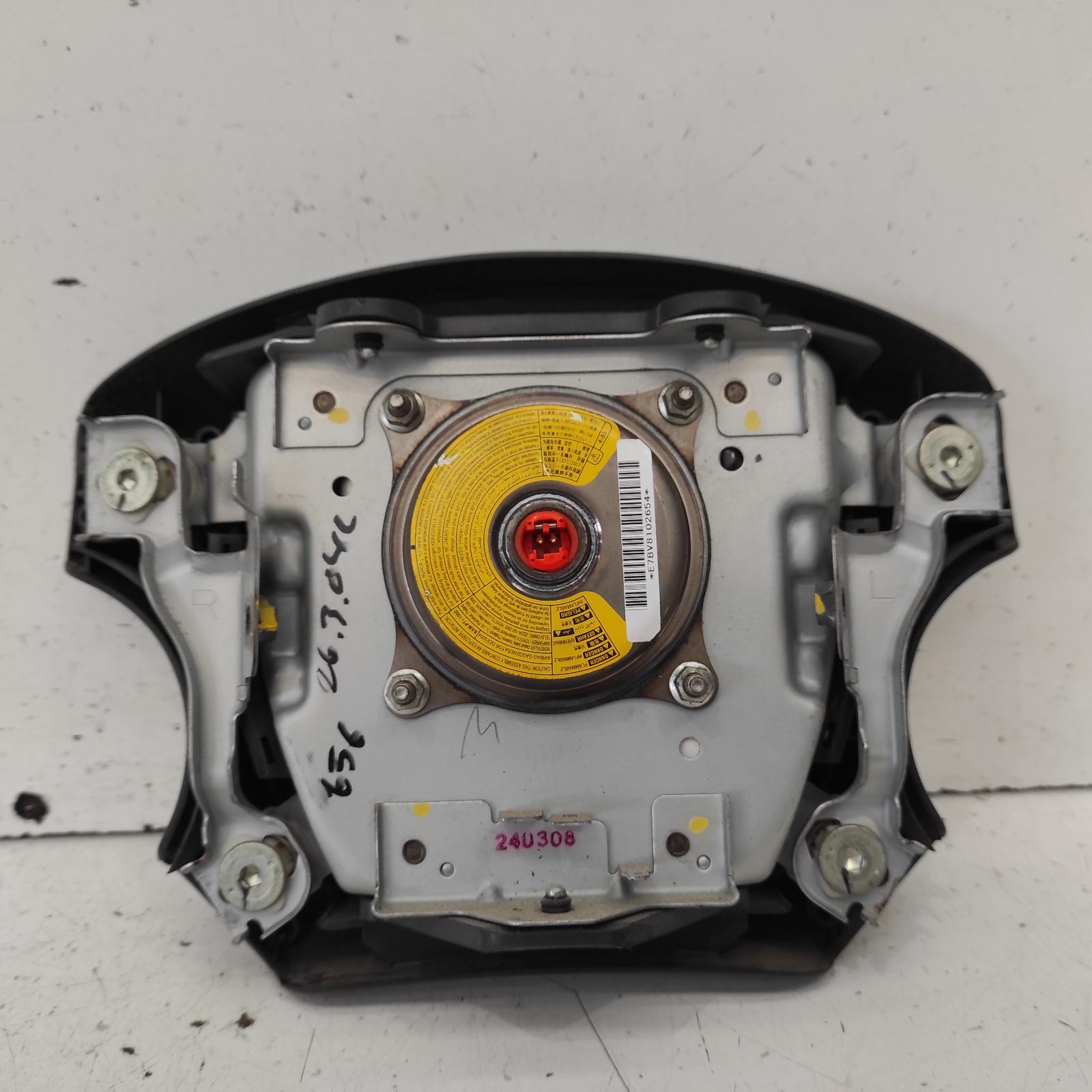 Hilux Airbag Right 2005-2011 steering wheel,black,non audio control type,02/05-06/11 00021362 #637744