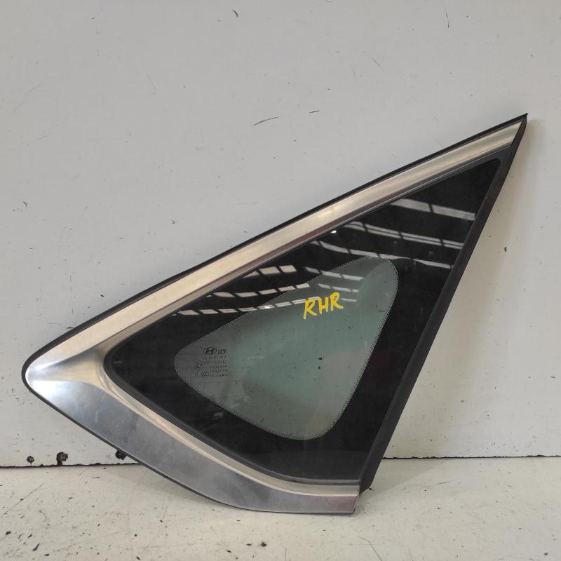 side glass rear right