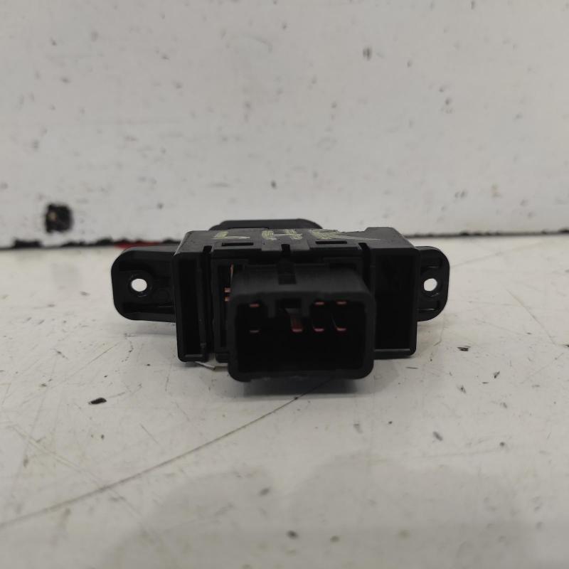 power door window switch