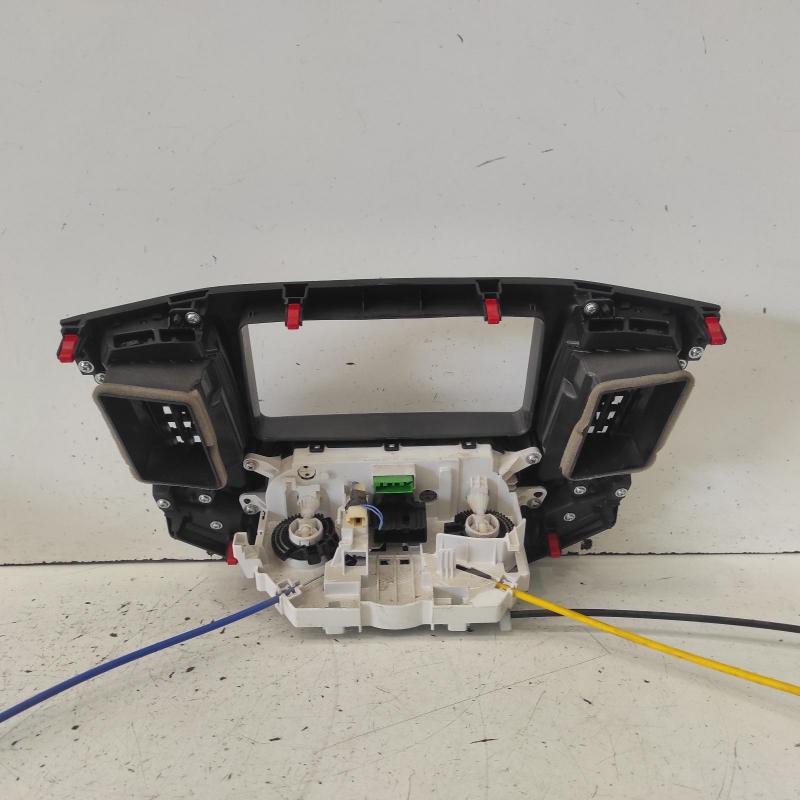 heater/aircon controls