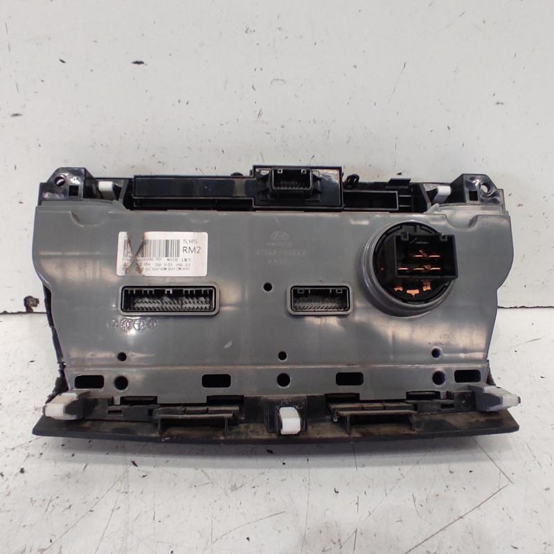 heater/aircon controls