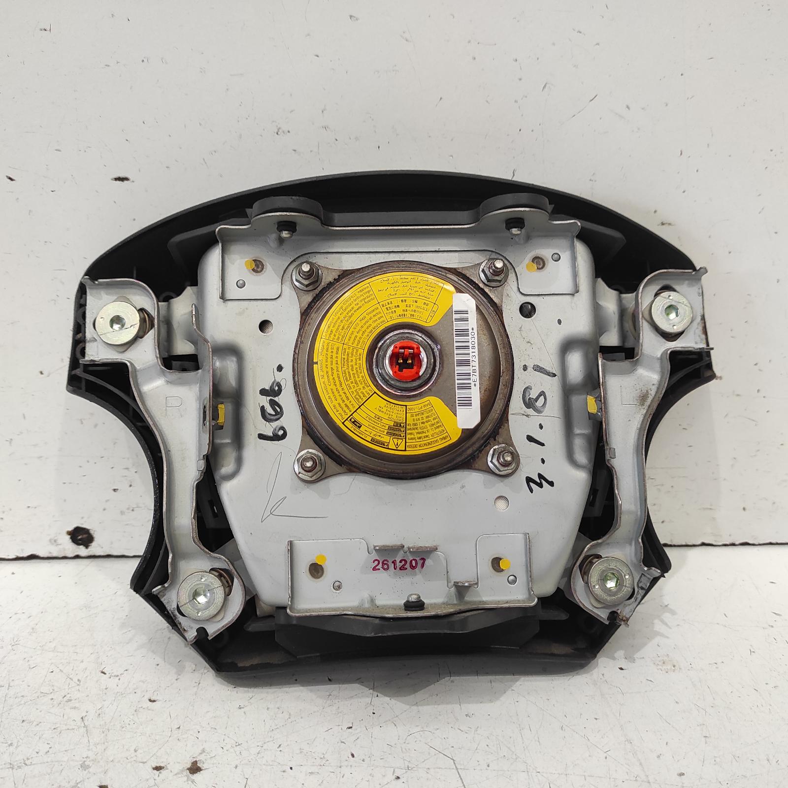 Hilux Airbag Right 2005-2011 steering wheel,black,non audio control type,02/05-06/11 00020495 #638897