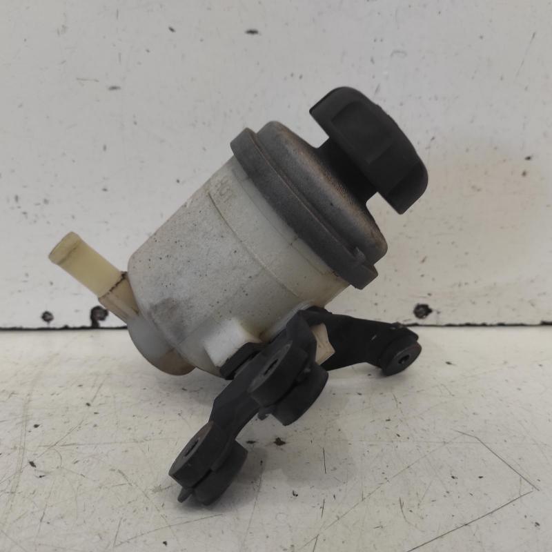 power steering reservoir