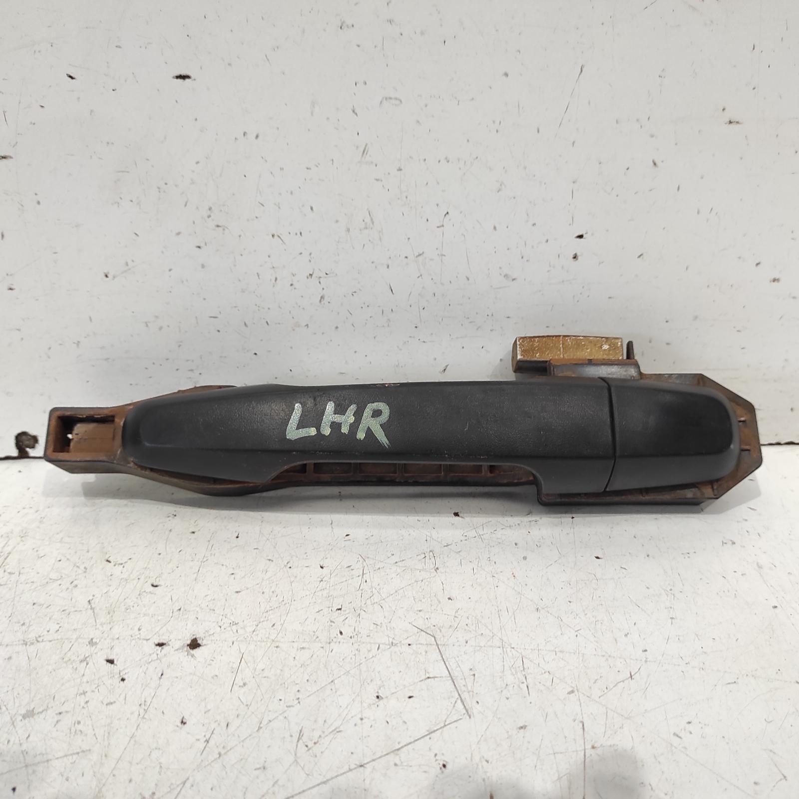 Triton Door Handle 2006-2015 outer,lh front/lh rear,black,ml-mn,07/06-04/15 00021169 #639053