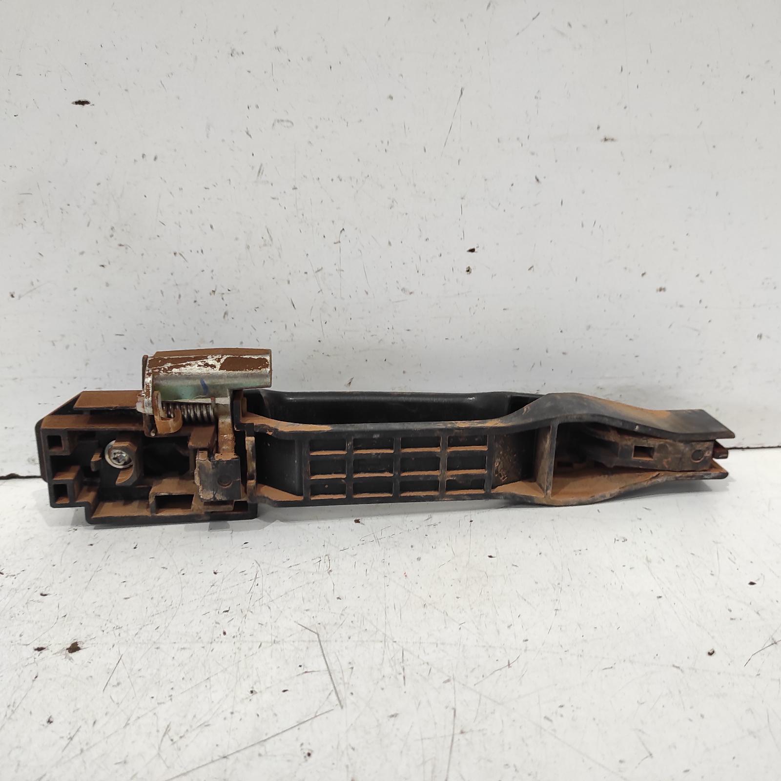 Triton Door Handle 2006-2015 outer,lh front/lh rear,black,ml-mn,07/06-04/15 00021169 #639053