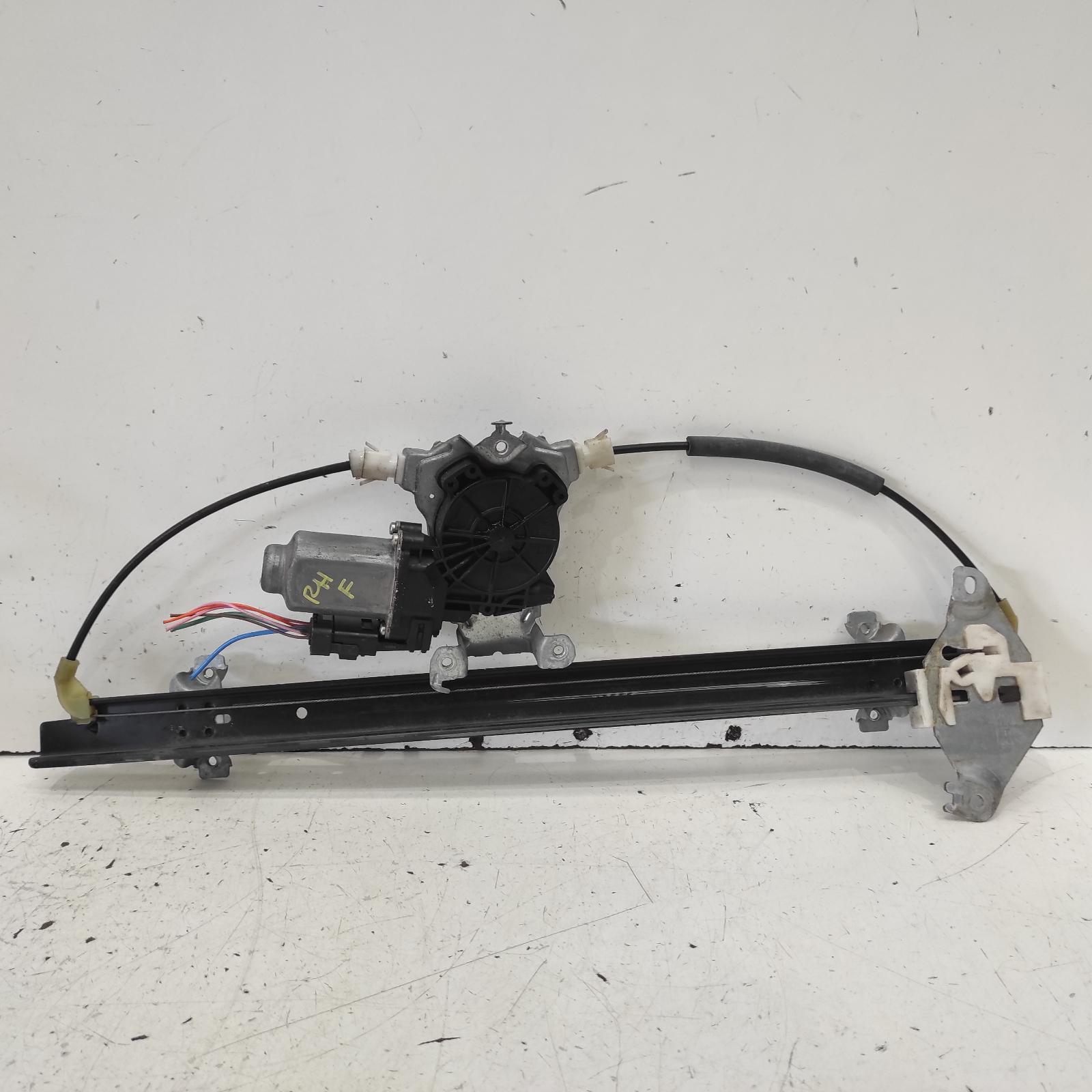 Navara Window Regulator/motor Front Right 2007-2015 d40 (vin vsk),power,05/07-08/15 00021290 #639316