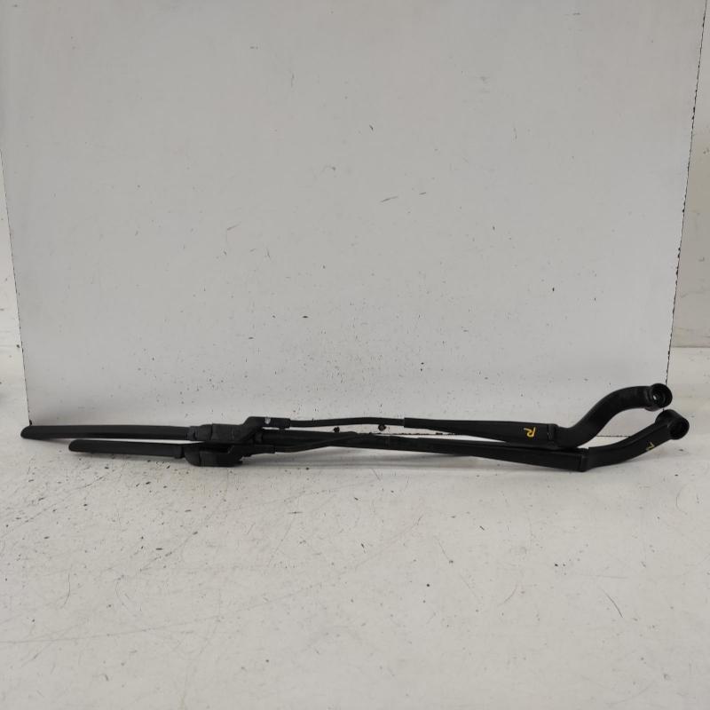wiper arm