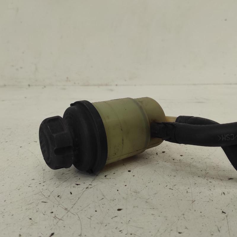 power steering reservoir