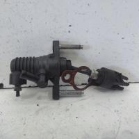 clutch master cylinder