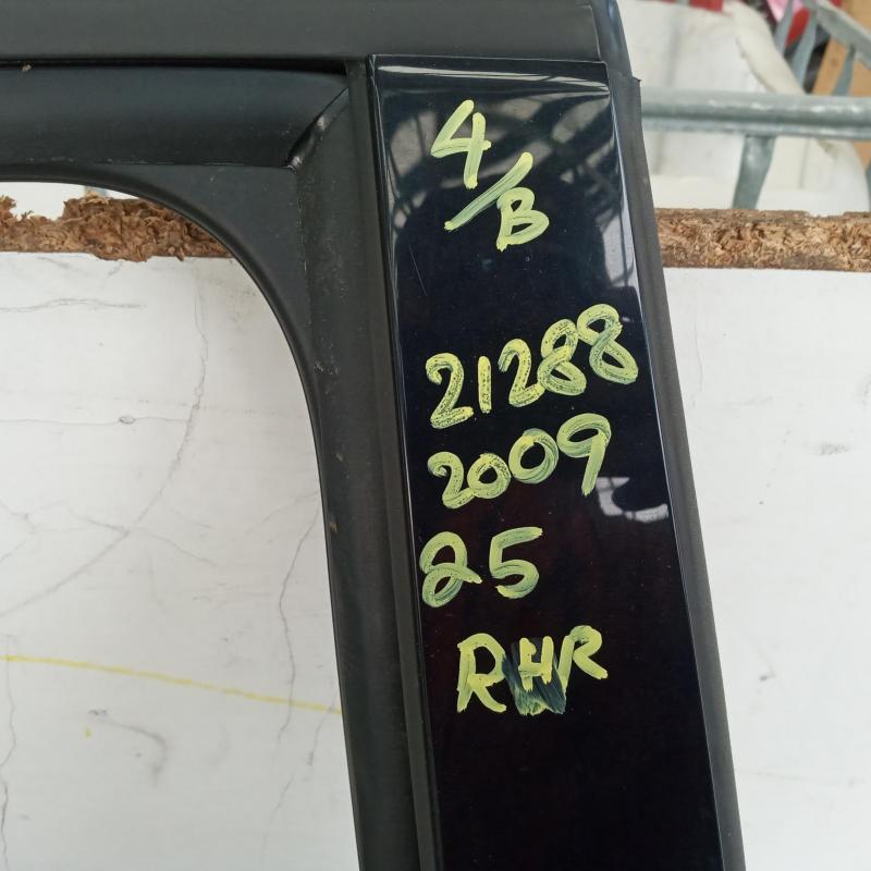 door/sliding rear right