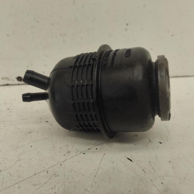 power steering reservoir