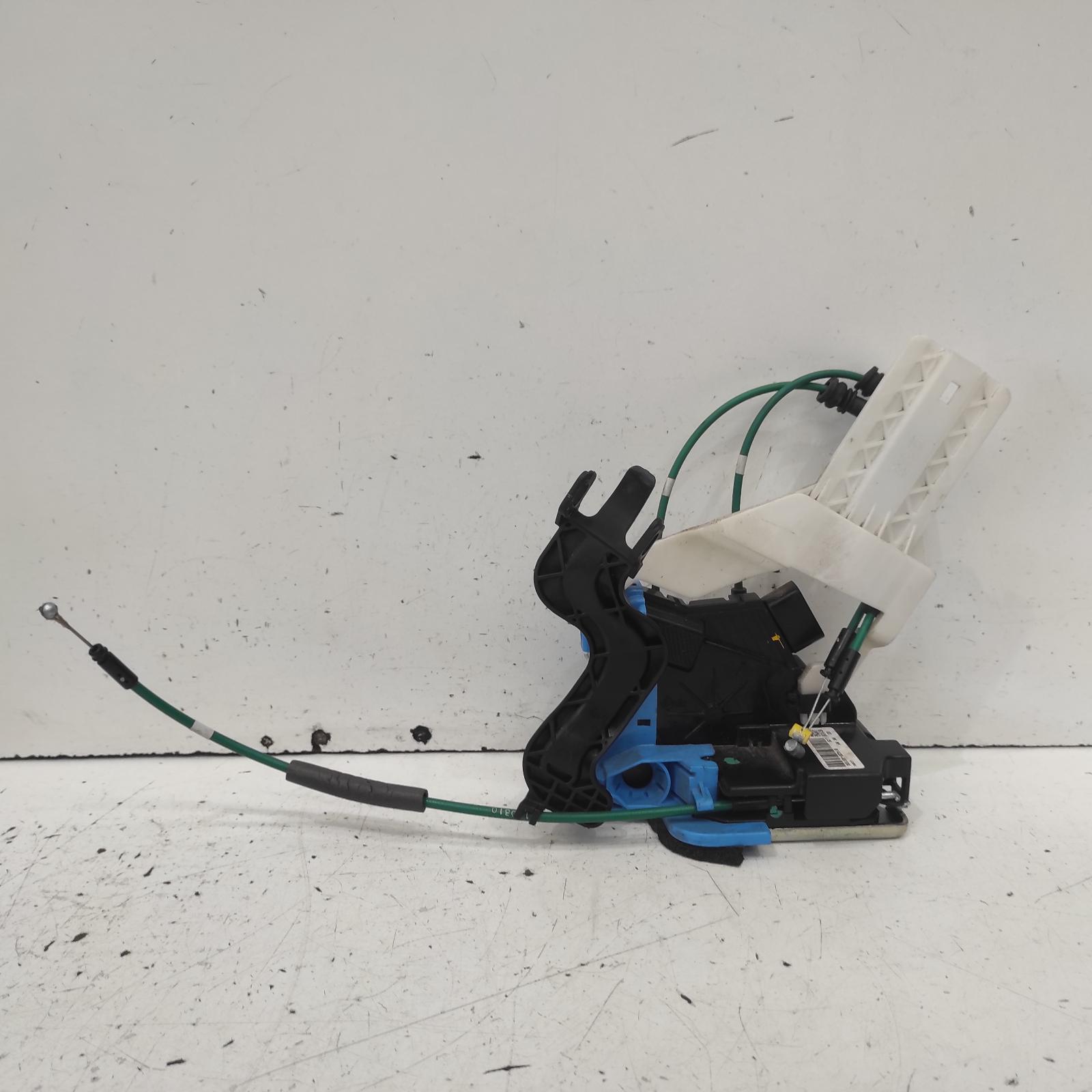 I30 Door/boot/gate Lock 2012-2017 right rear door lock,gd,5dr hatch,standard handle type,03/12-02/17 00021300 #640106