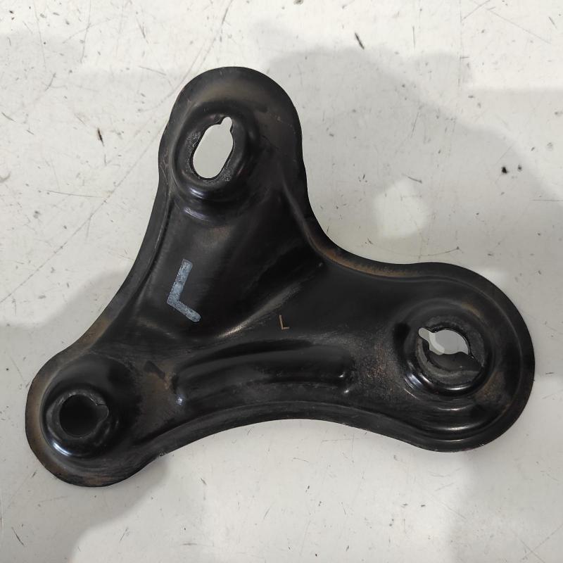 miscellaneous bracket