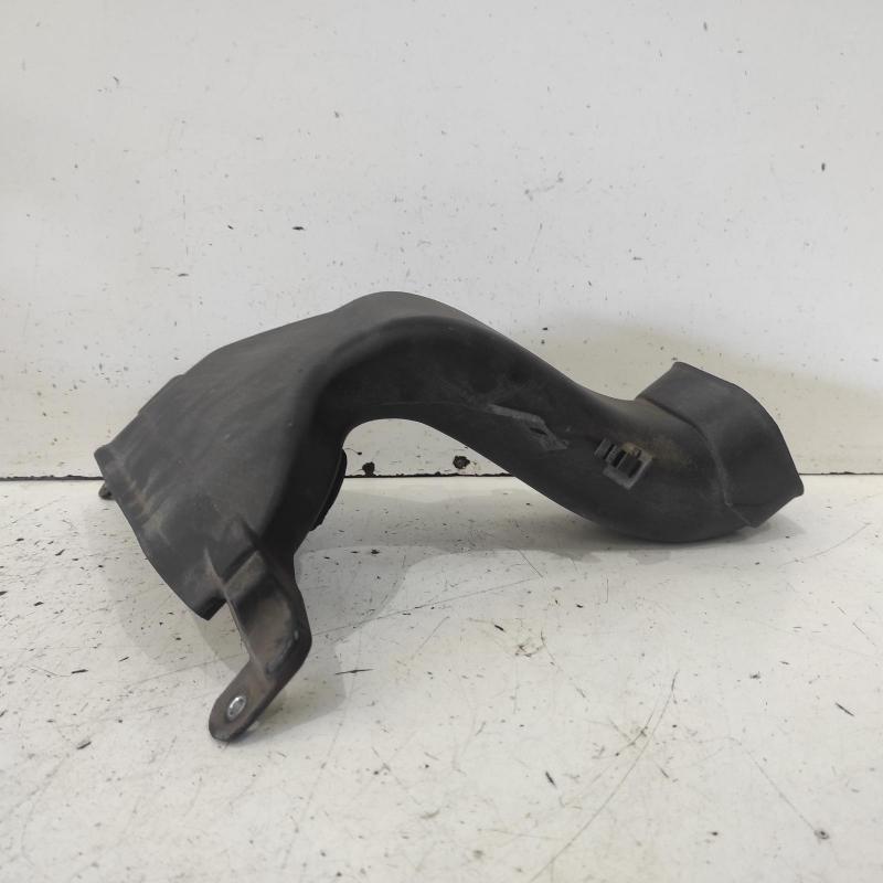 air cleaner duct/hose