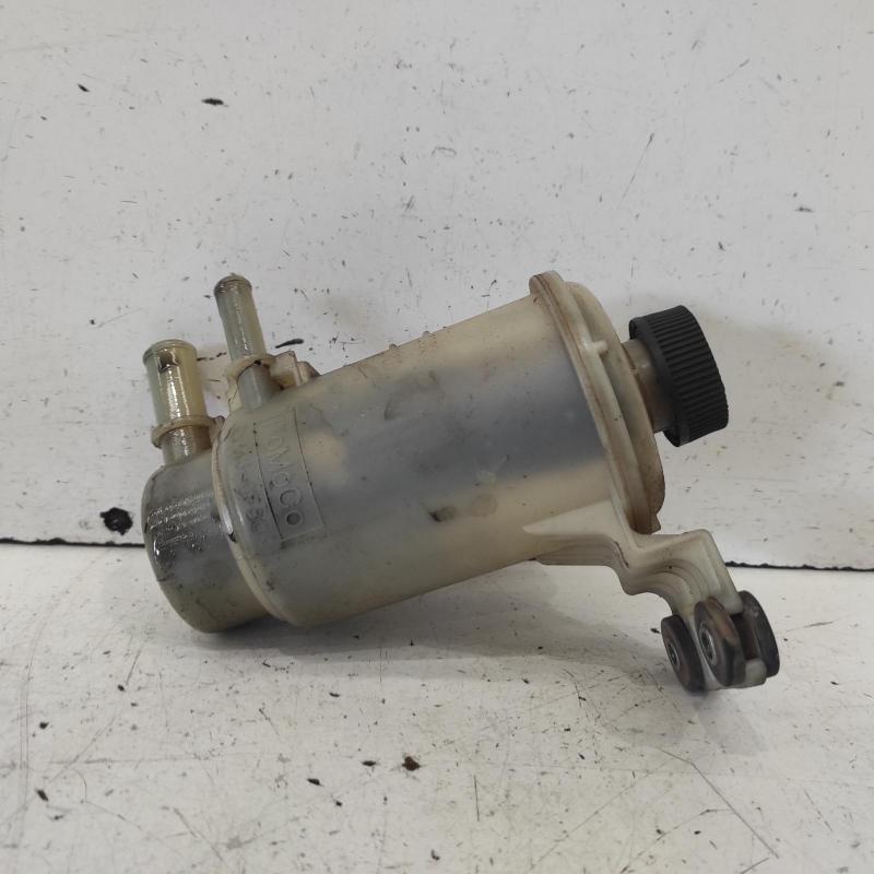 power steering reservoir