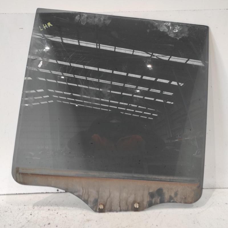 door window rear left